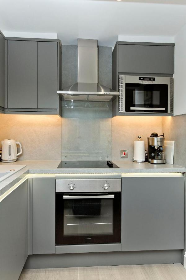 Ultra Modern, West End Village, Refurbished 1 Bed Единбург Екстериор снимка